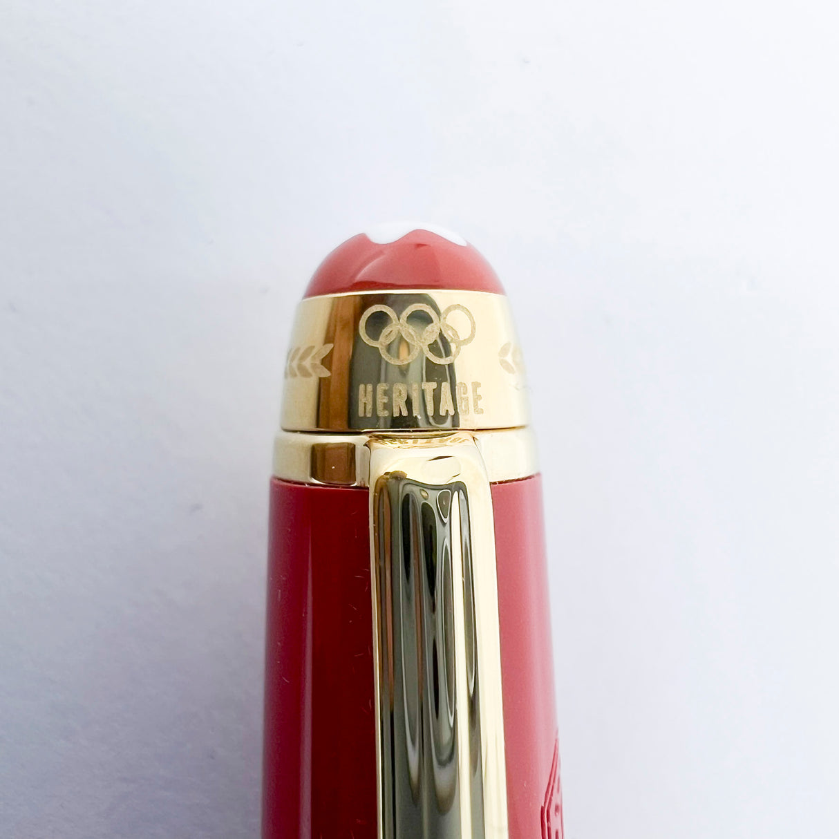 Montblanc Meisterstuck x Olympic Heritage Paris 1924 Midsize Ballpoint - Honors the origins (1924) of the Meisterstuck with a collection inspired by the spirit of the Olympic Games Paris 1924