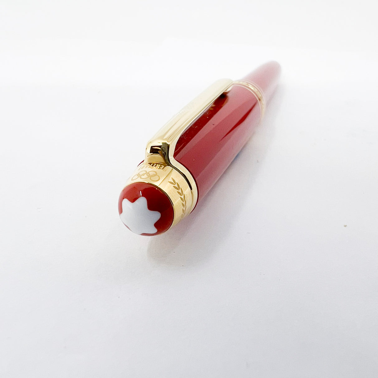 Montblanc Meisterstuck x Olympic Heritage Paris 1924 Midsize Ballpoint - Honors the origins (1924) of the Meisterstuck with a collection inspired by the spirit of the Olympic Games Paris 1924