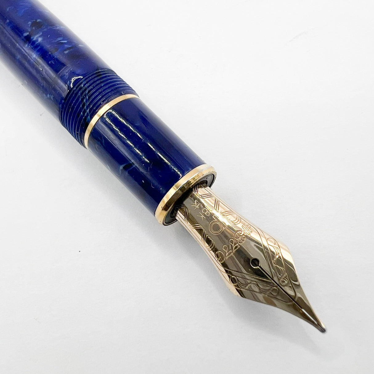 Platinum #3776 Celluloid Marbled Midnight Blue Ocean Fountain Pen - Broad 18kt Gold Nib