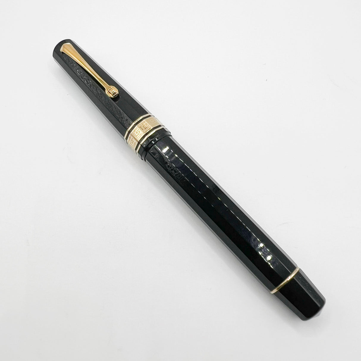 OMAS Senior Paragon Extra - Large Facetted Black Fountain Pen - Semi-Flexible Medium 18kt Gold Nib
