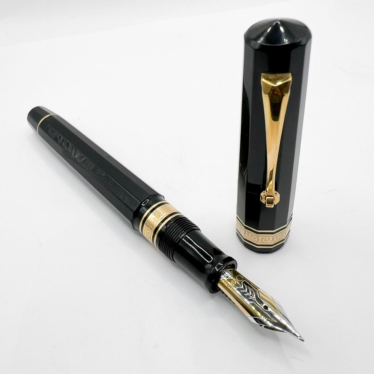 OMAS Senior Paragon Extra - Large Facetted Black Fountain Pen - Semi-Flexible Medium 18kt Gold Nib