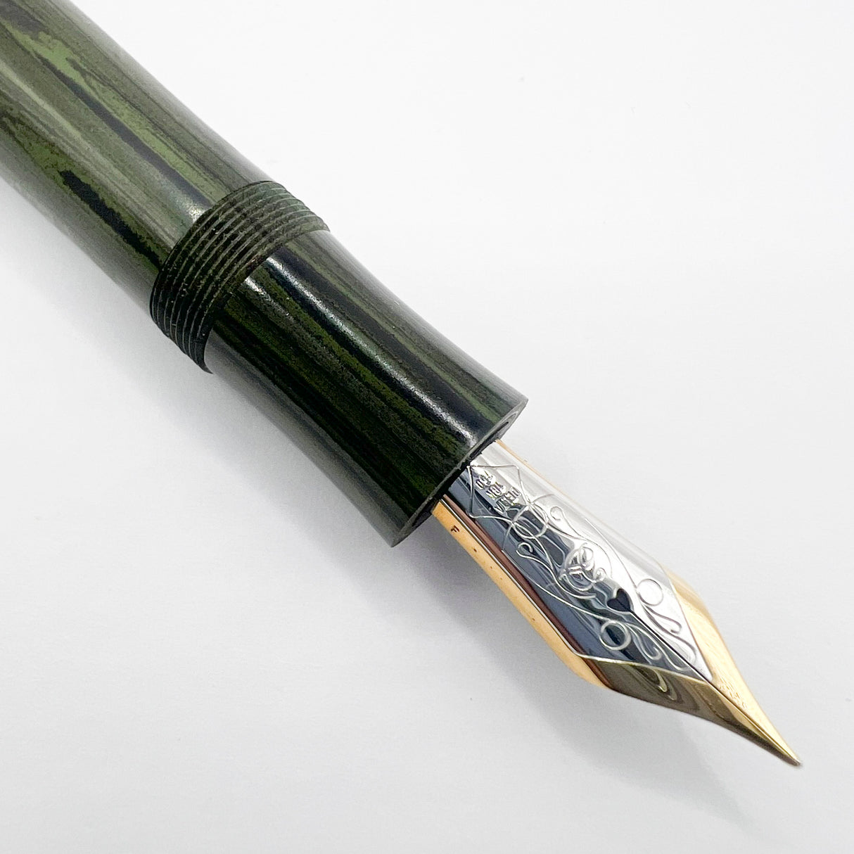 Delta Special Edition Astra Green/Black Ripple Ebonite Fountain Pen (1995) - Flexible Fine 18kt Gold Nib