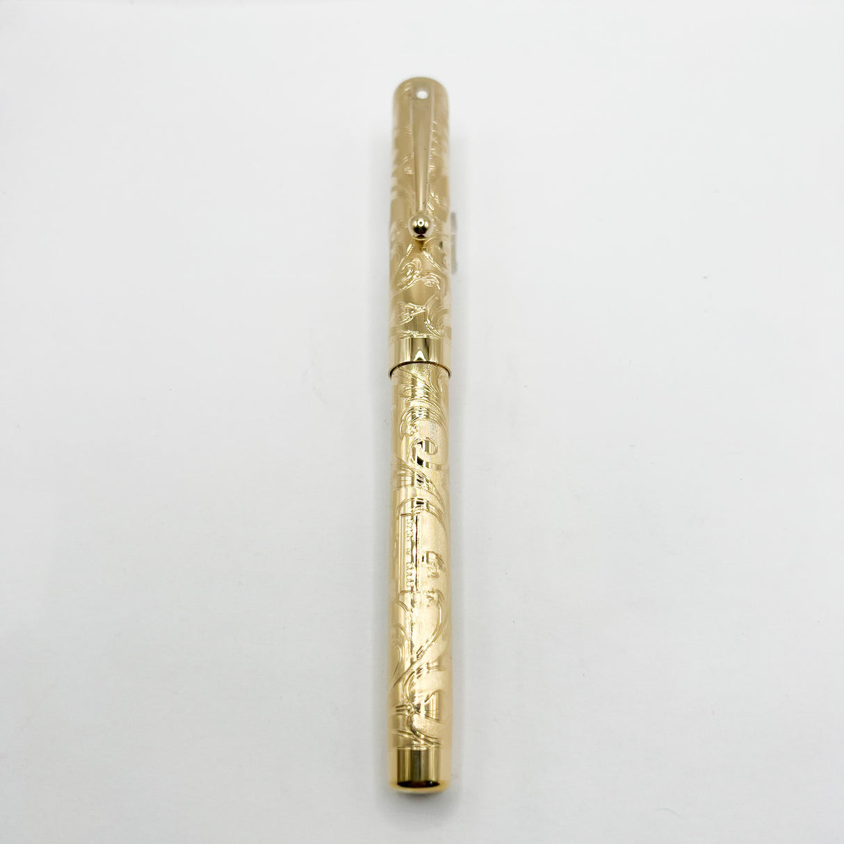 Sheaffer Commemorative Limited Edition Gold-Plated Fountain Pen - Medium 18kt Gold Nib