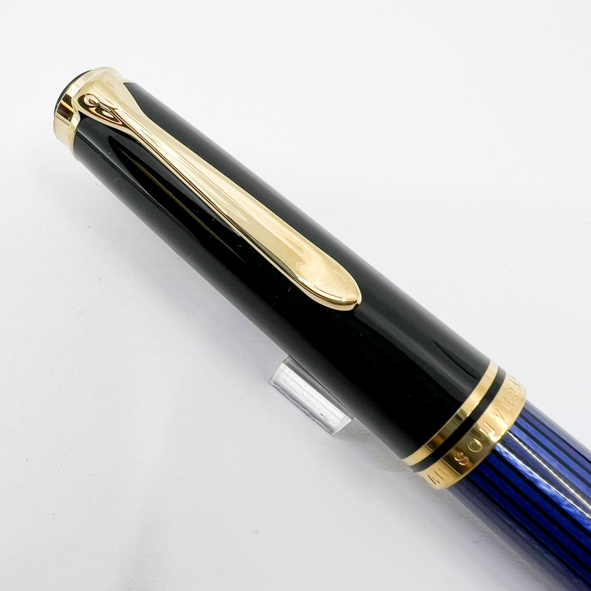 Pelikan Souveran M800 Black Cap/Blue Striped Barrel Fountain Pen - Broad 18kt Gold Nib