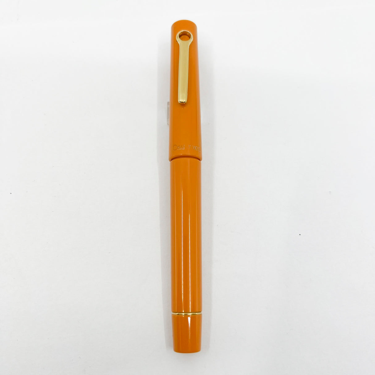 OMAS Tokyo Apricot Orange Vegetal Resin Fountain Pen - Medium 18kt Gold Nib