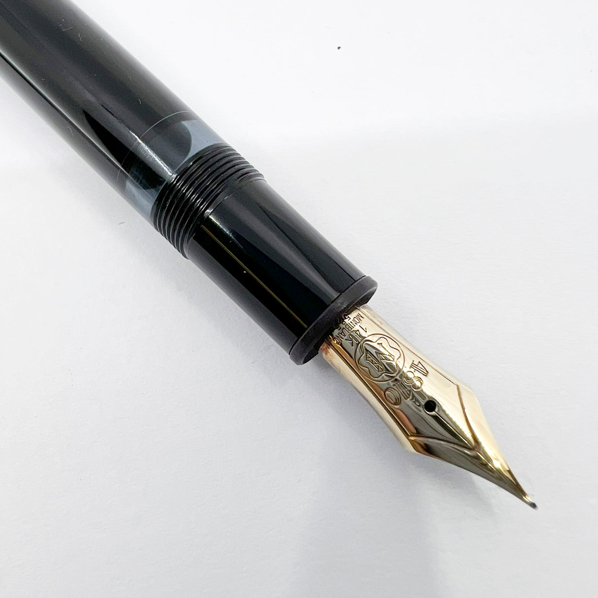 Montblanc Black Meisterstuck #146 LeGrand Fountain Pen - Extra Fine 14kt Gold Nib (Flexes to Broad Width)