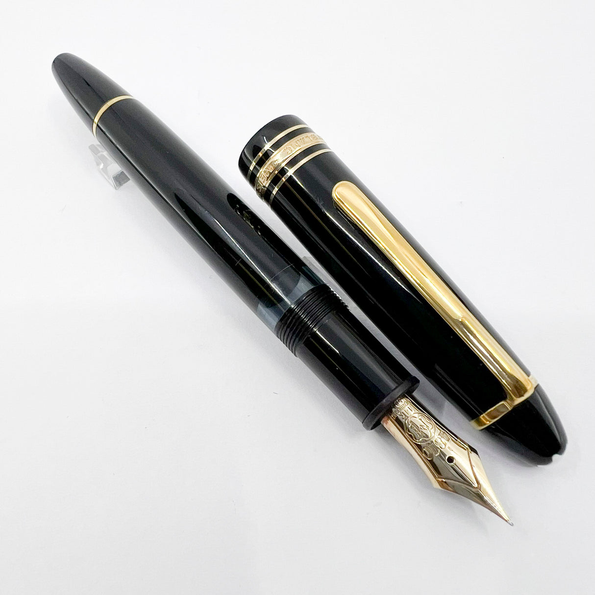 Montblanc Black Meisterstuck #146 LeGrand Fountain Pen - Extra Fine 14kt Gold Nib (Flexes to Broad Width)