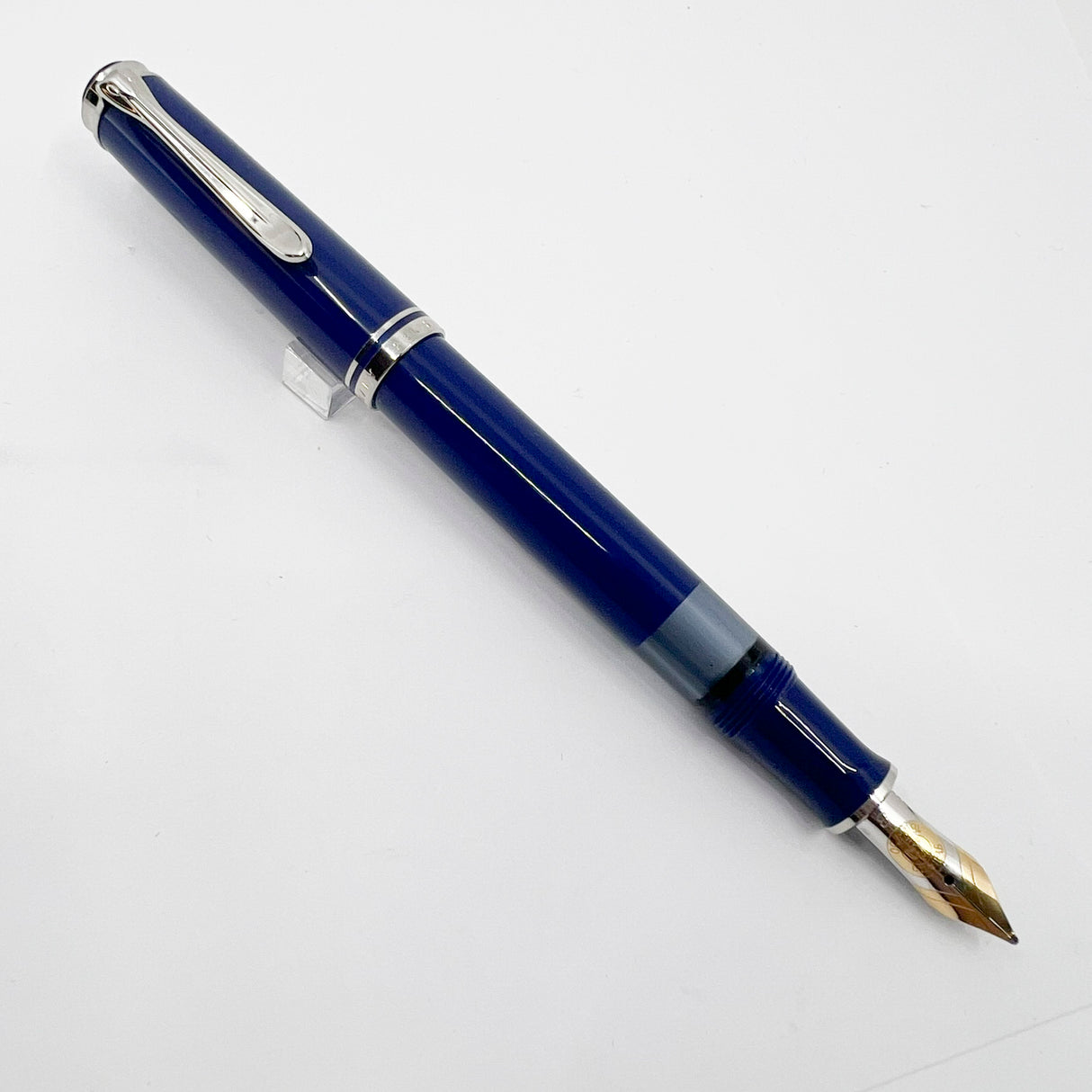Pelikan M405 Solid Blue Special Edition Fountain Pen - Flexible Broad 18C Gold Nib