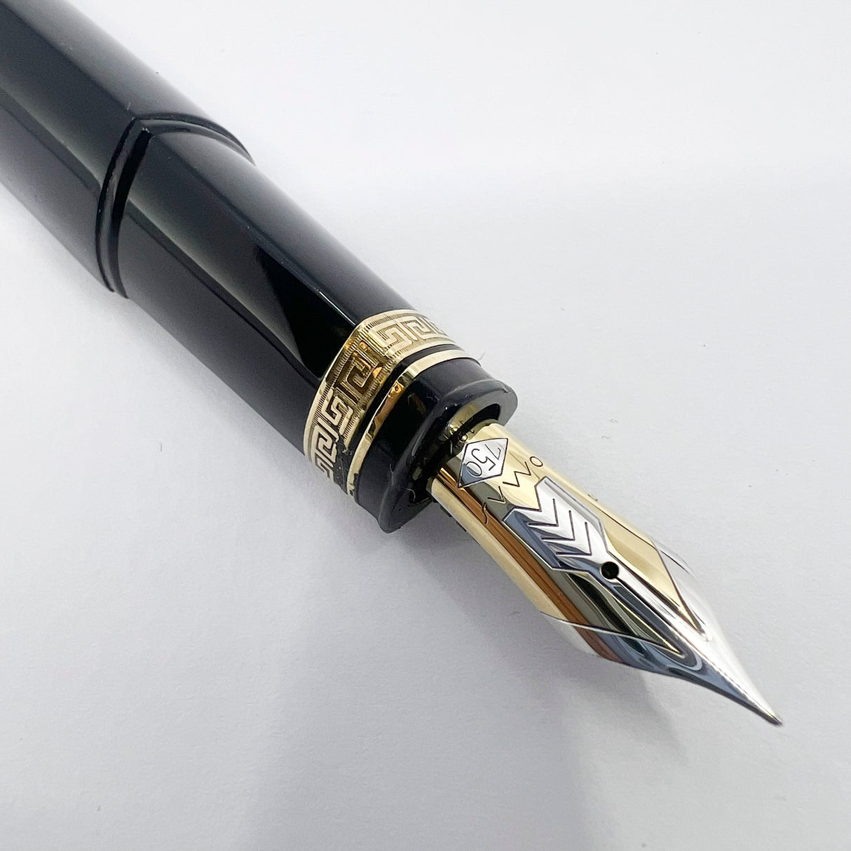 OMAS ORIGINAL #360 - LARGEST SIZE - Dark Blue/Black #360 Oversized Triangulated Fountain Pen - Fine 18kt Gold Nib