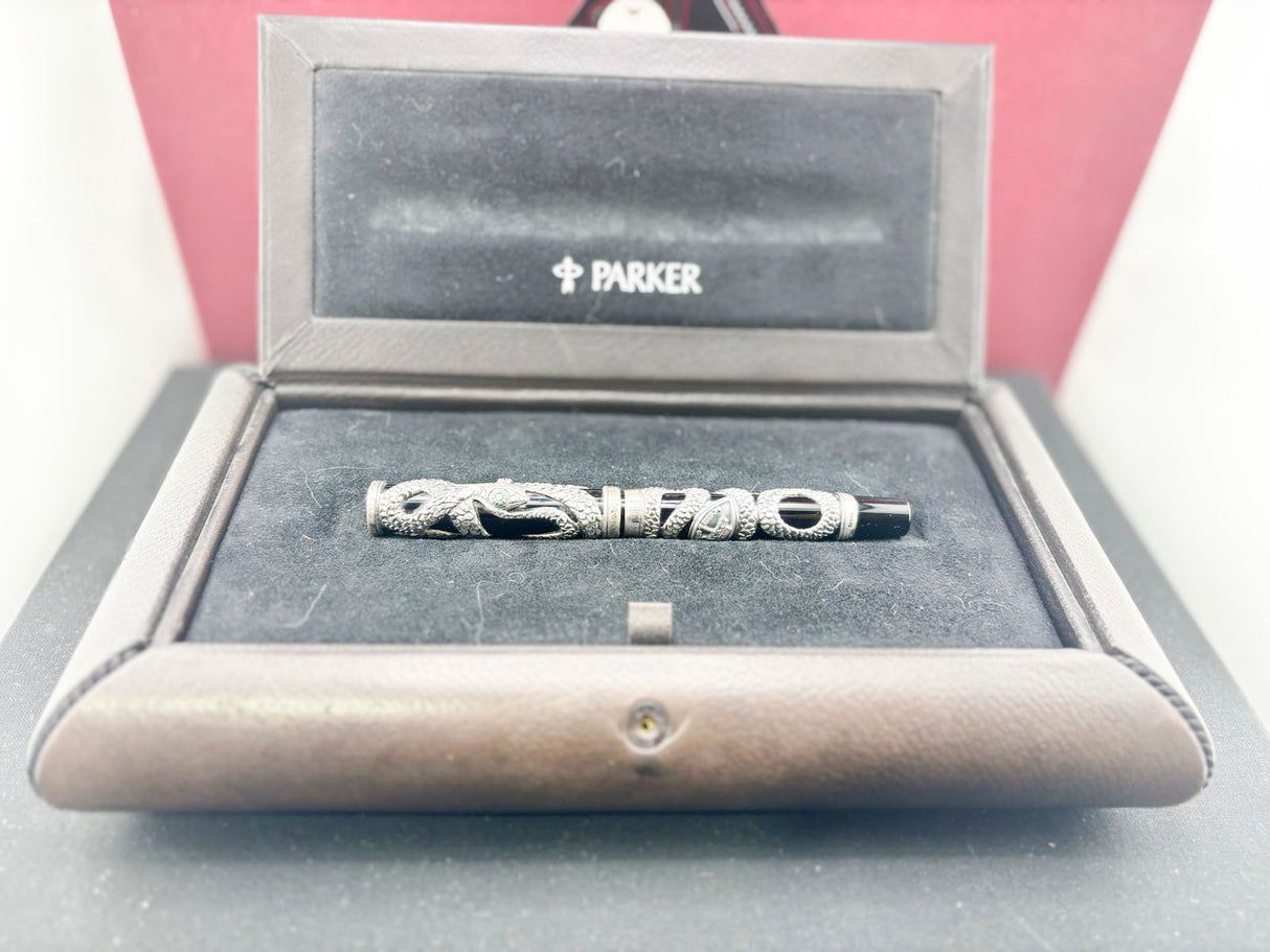 Parker Snake .925 Sterling Silver Overlay Limited Edition Fountain Pen - Medium 18kt Gold Nib