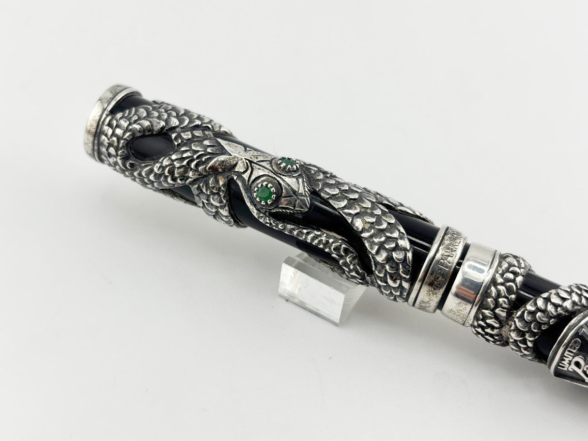 Parker Snake .925 Sterling Silver Overlay Limited Edition Fountain Pen - Medium 18kt Gold Nib