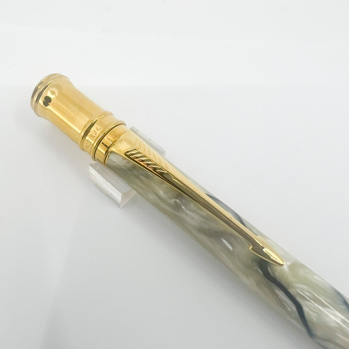 Parker Duofold Lustrous Pearl & Black Ballpoint Pen