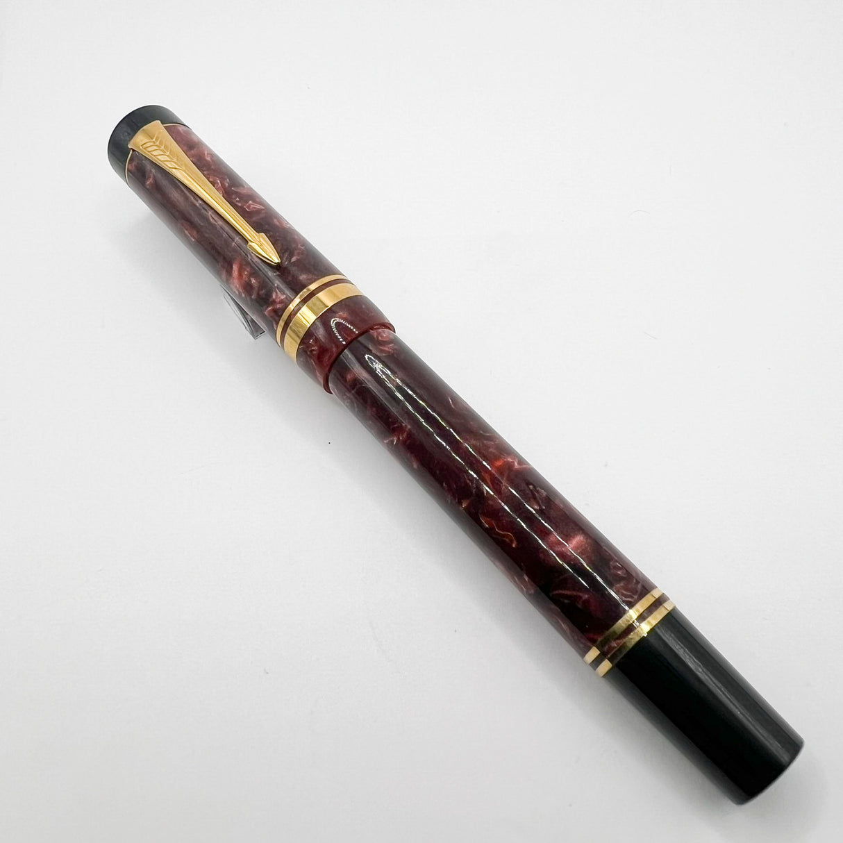 Parker Centennial (Largest Size) Marbled Maroon Duofold Fountain Pen (1989) - Broad Oblique (#89) 18kt Gold Nib