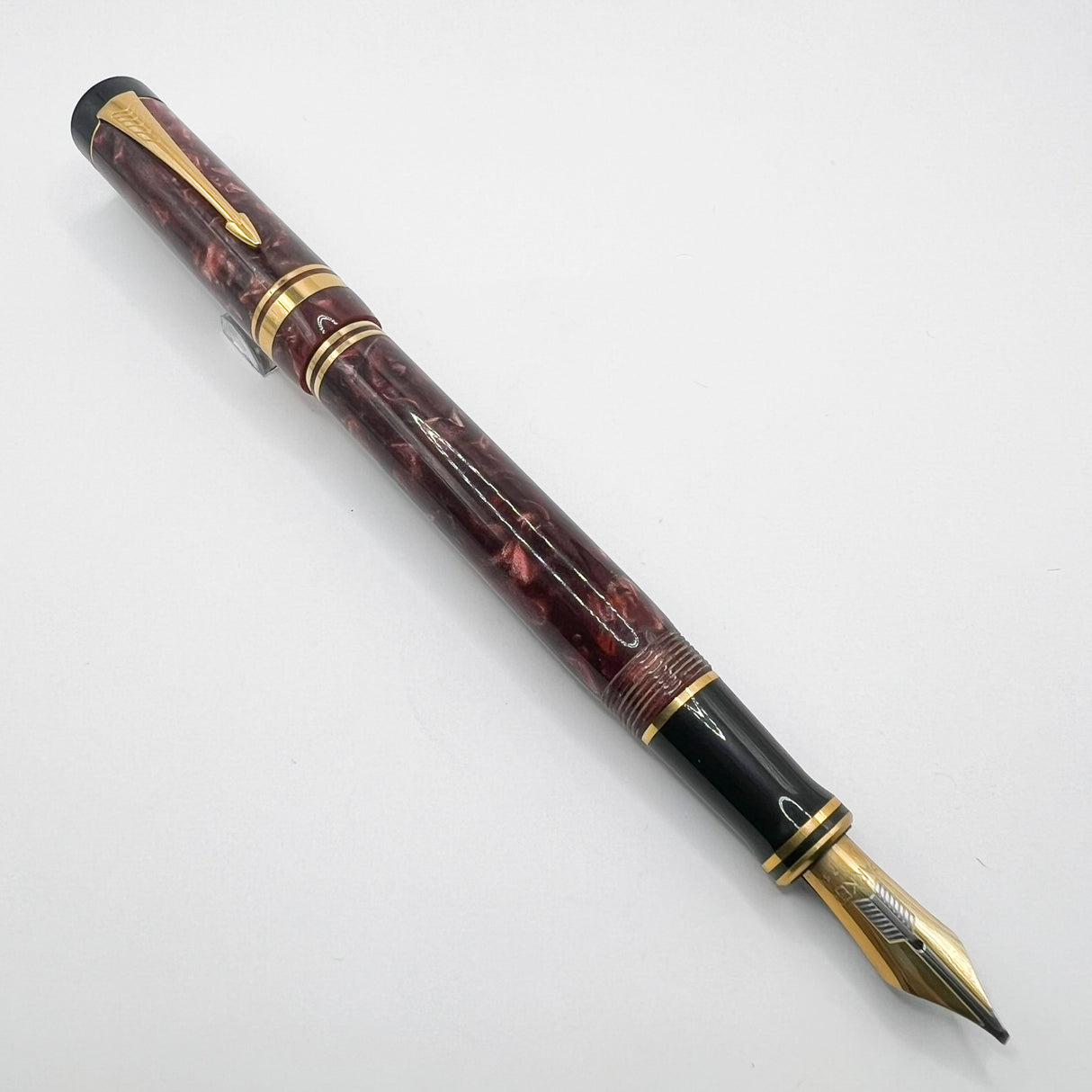 Parker Centennial (Largest Size) Marbled Maroon Duofold Fountain Pen (1989) - Broad Oblique (#89) 18kt Gold Nib