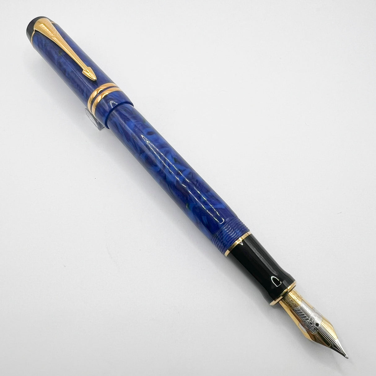 Parker Lapis Blue Duofold Centennial (Largest) Fountain Pen - Fine 18kt Gold Nib