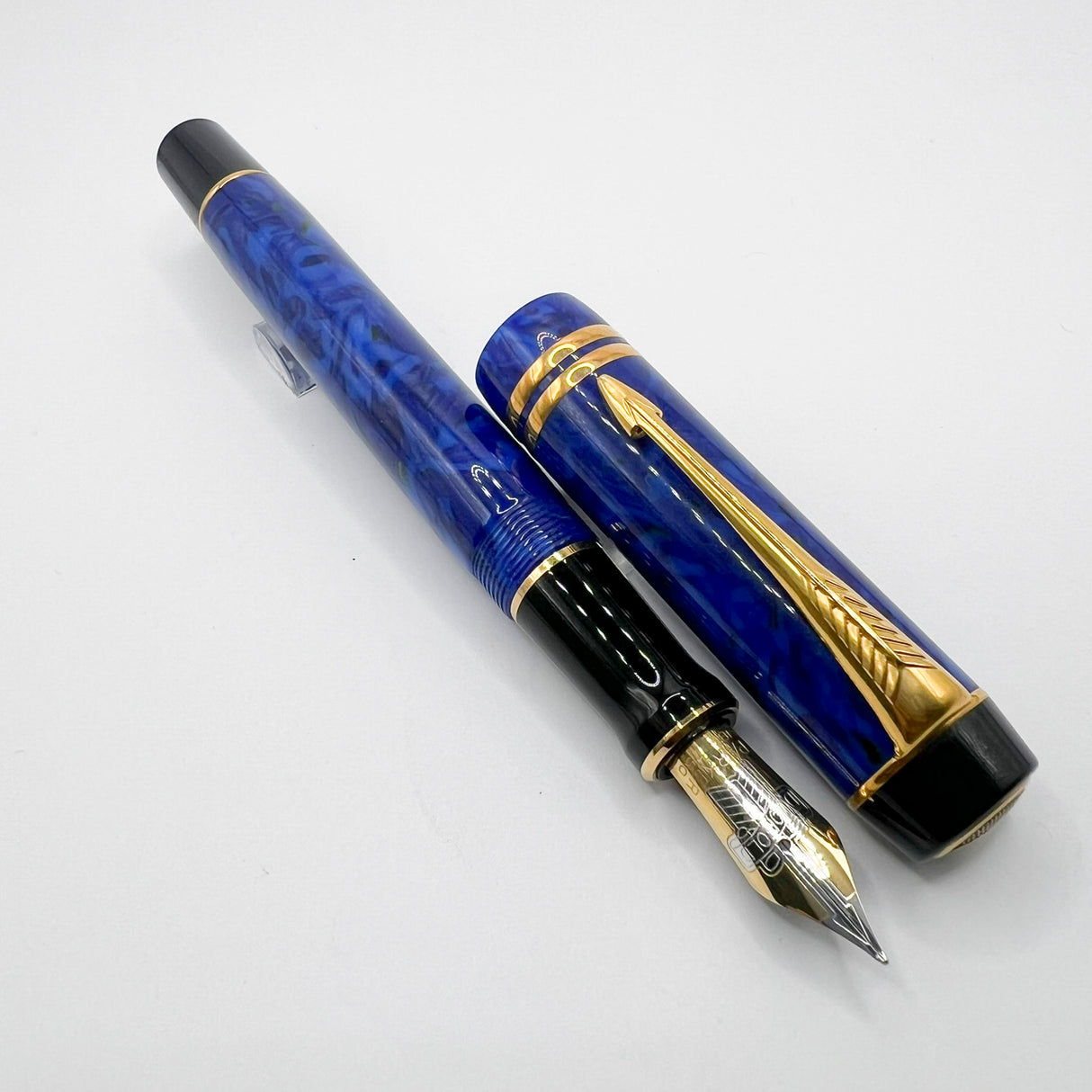 Parker Lapis Blue Duofold Centennial (Largest) Fountain Pen - Fine 18kt Gold Nib