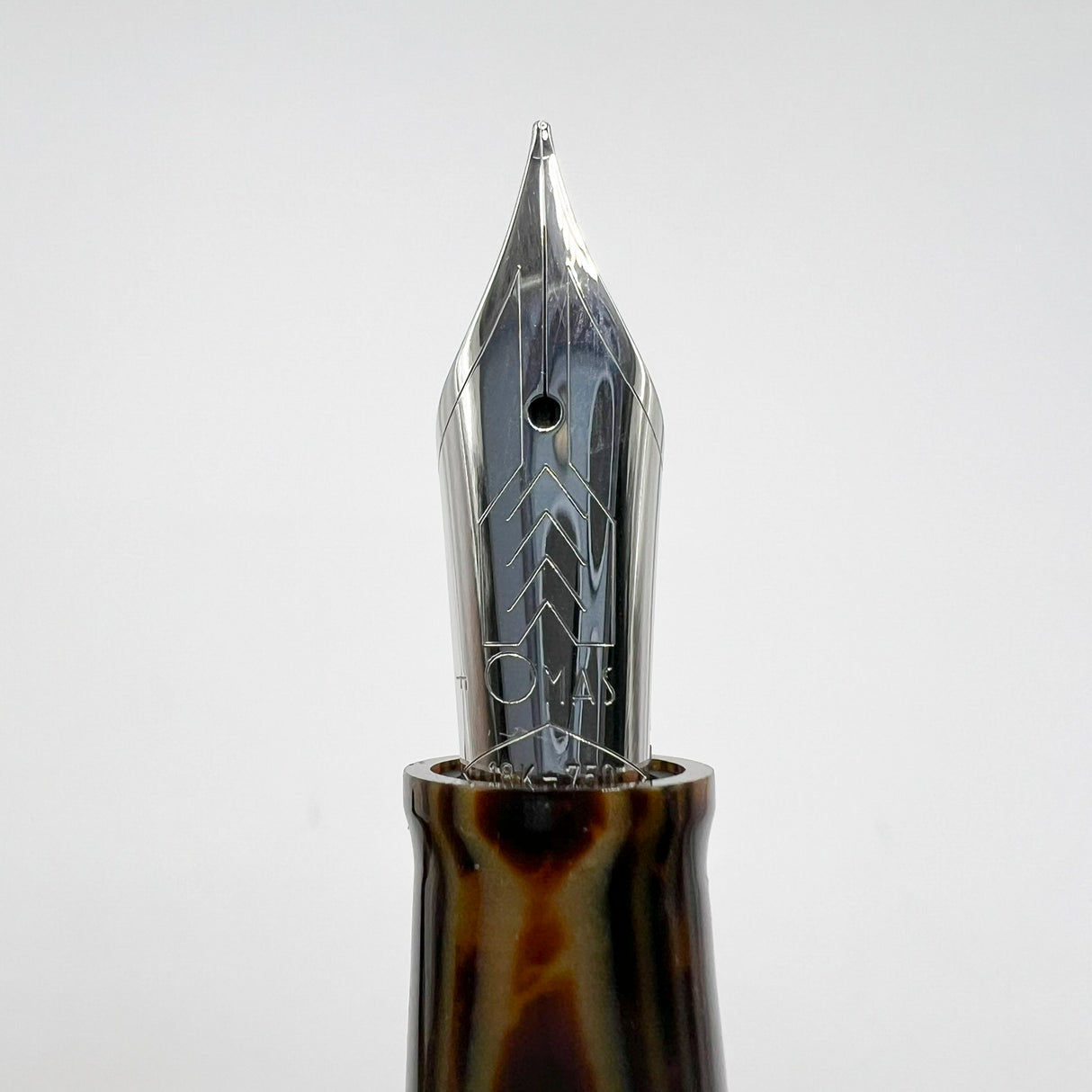 OMAS Original Style Arte Italiana Arco Bronze Celluloid Paragon Fountain Pen (Circa 2000) - High Tech Trim - Fine 18kt Gold Nib