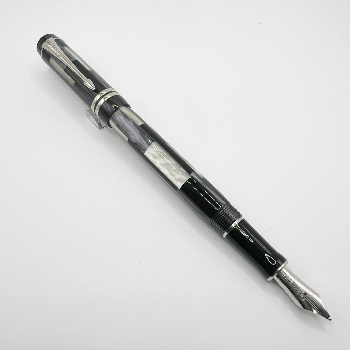 Parker Duofold Black Mosaic International Fountain Pen - Medium 18kt Gold Nib