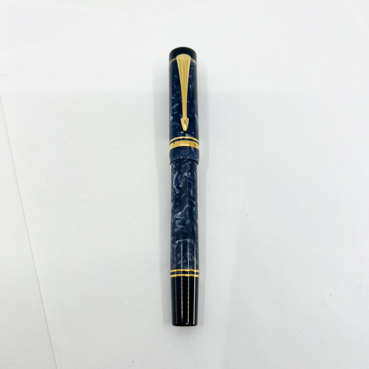 Parker Duofold Centennial (Largest) Marbled Blue Fountain Pen - Broad Oblique #91 18kt Gold Nib (Circa 1990)