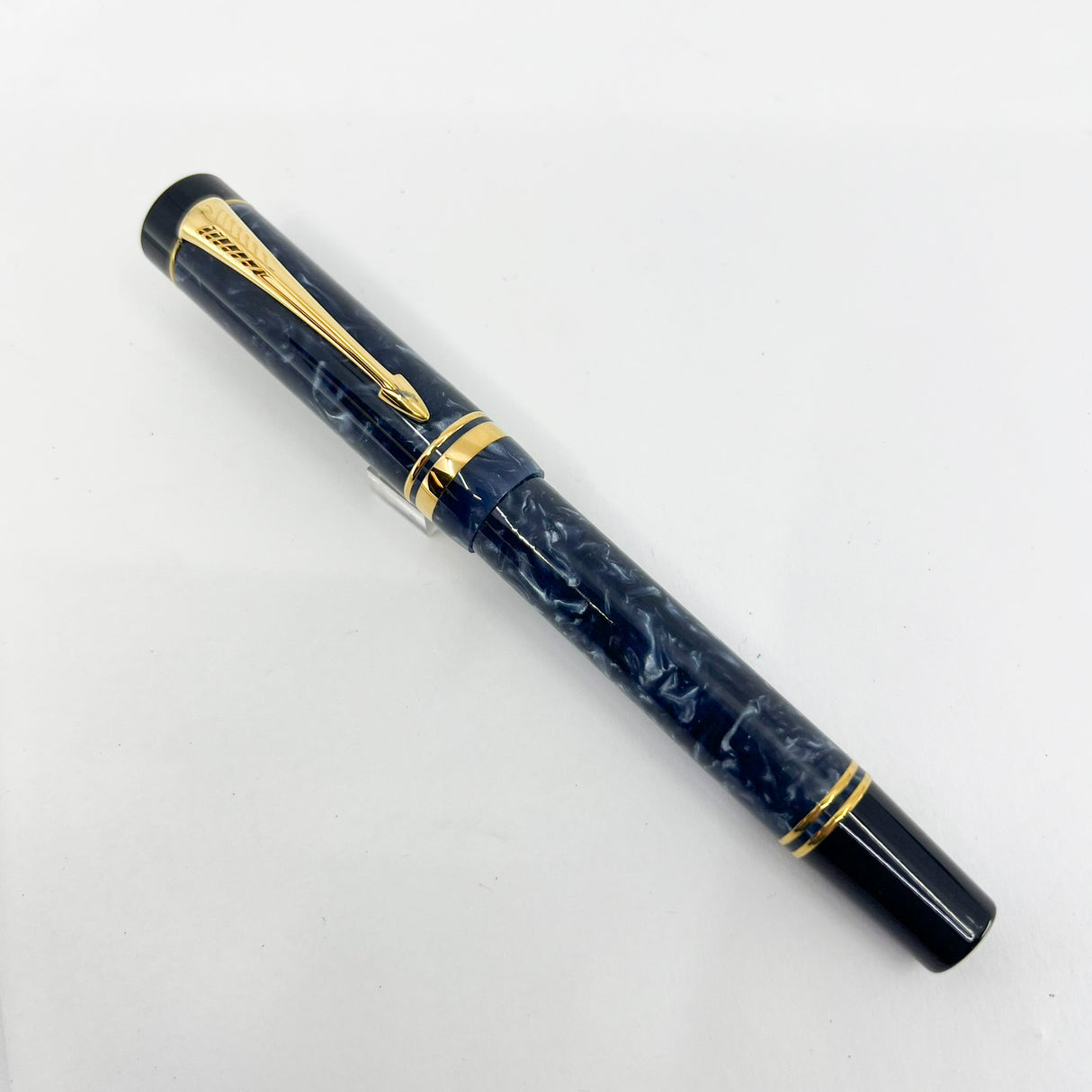 Parker Duofold Centennial (Largest) Marbled Blue Fountain Pen - Broad Oblique #91 18kt Gold Nib (Circa 1990)