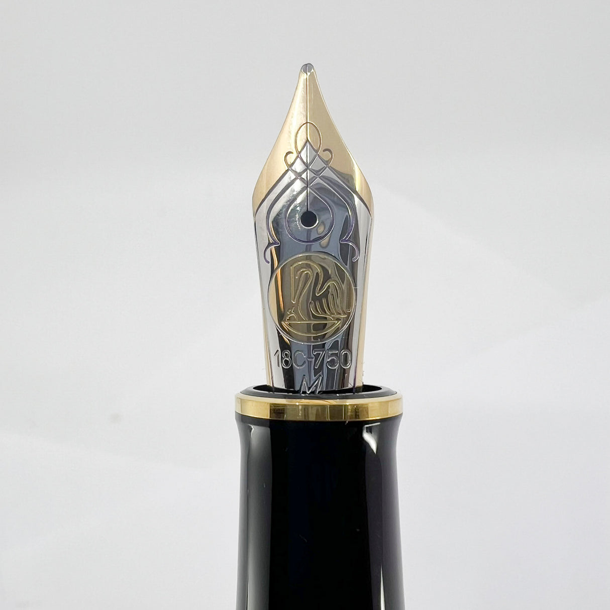Pelikan M800 Souveran Burnt Orange Fountain Pen - Medium 18kt Gold Nib
