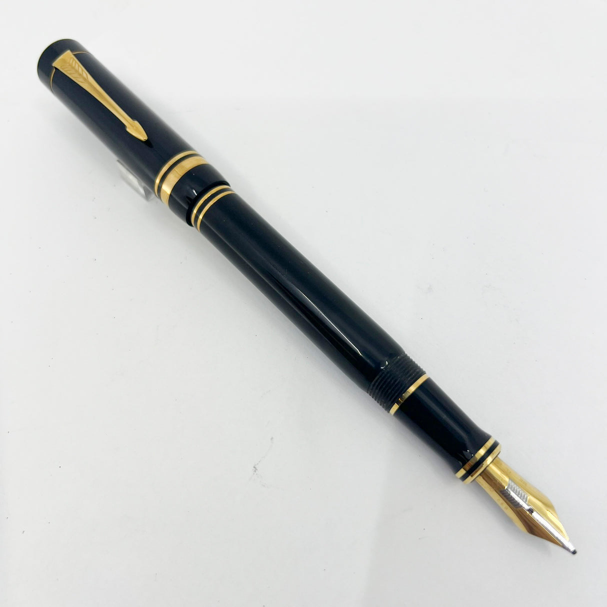 Parker Duofold Centennial (Largest) Black Fountain Pen - Broad Oblique #91 18kt Gold Nib (Circa 1989)