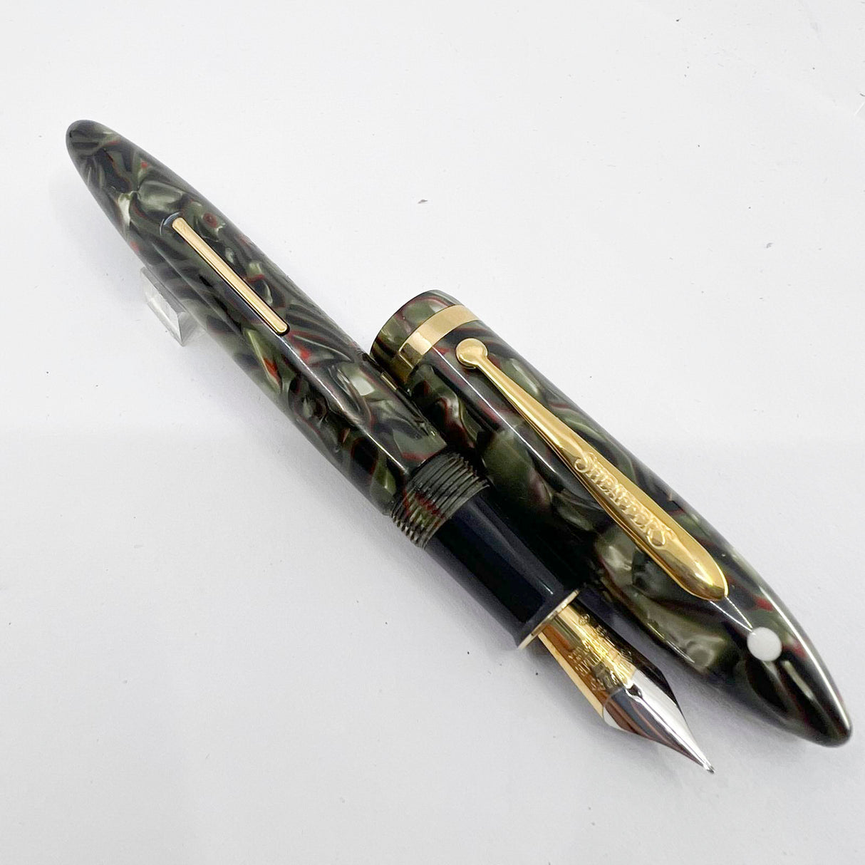 Sheaffer Balance Limited Edition Fountain Pen - Medium 18kt Gold Nib