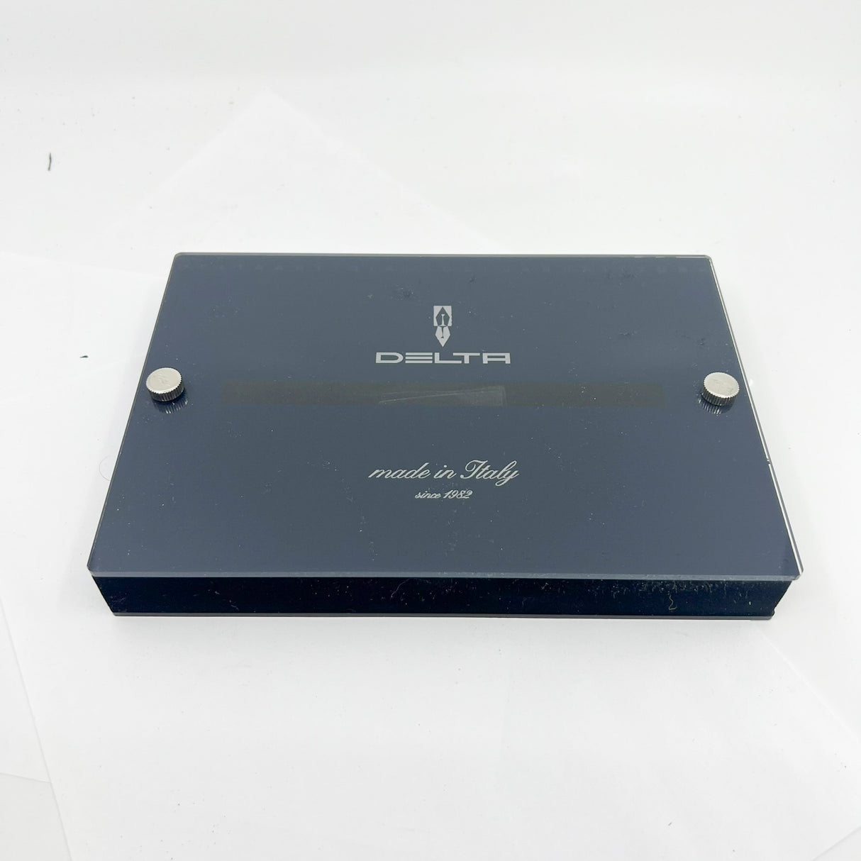 Delta DolceVita Mid-size, Piston Fill .925 Sterling Silver Trim Fountain Pen - Medium 14kt Gold Nib