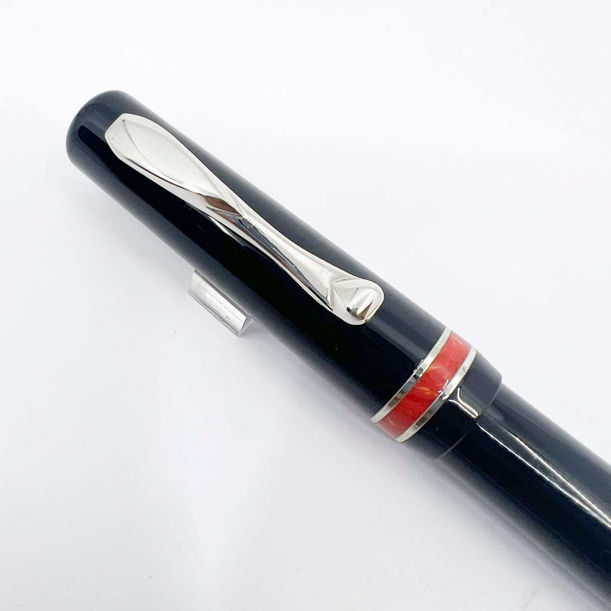 Visconti Glossy Black Resin Midnight Voyager Fountain Pen - Two Rings of Coral Celluloid - Broad 18kt Gold Nib