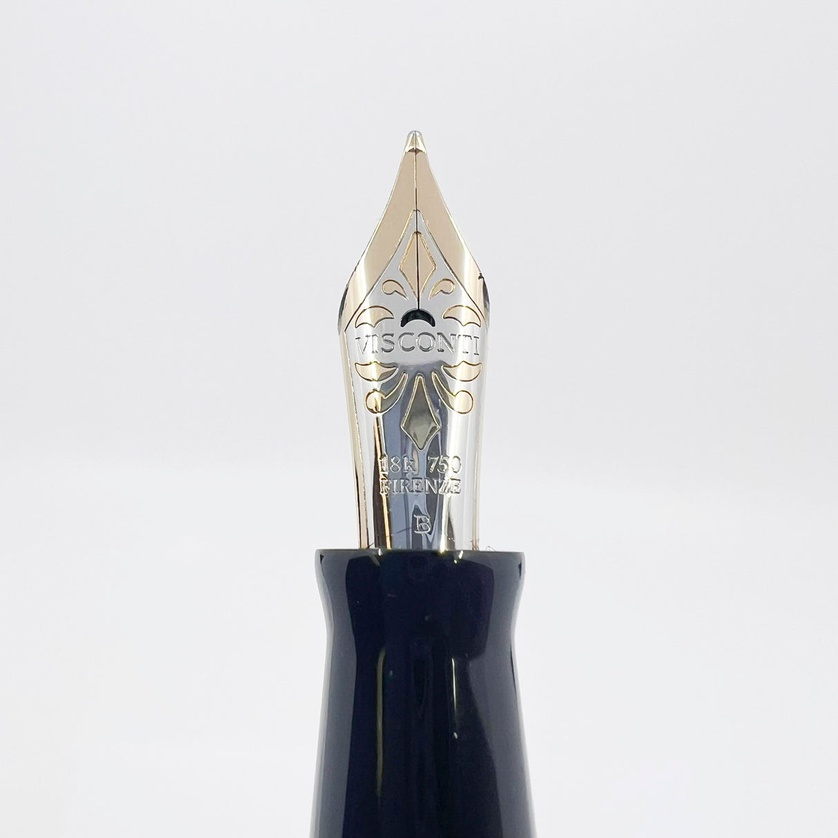 Visconti Glossy Black Resin Midnight Voyager Fountain Pen - Two Rings of Coral Celluloid - Broad 18kt Gold Nib