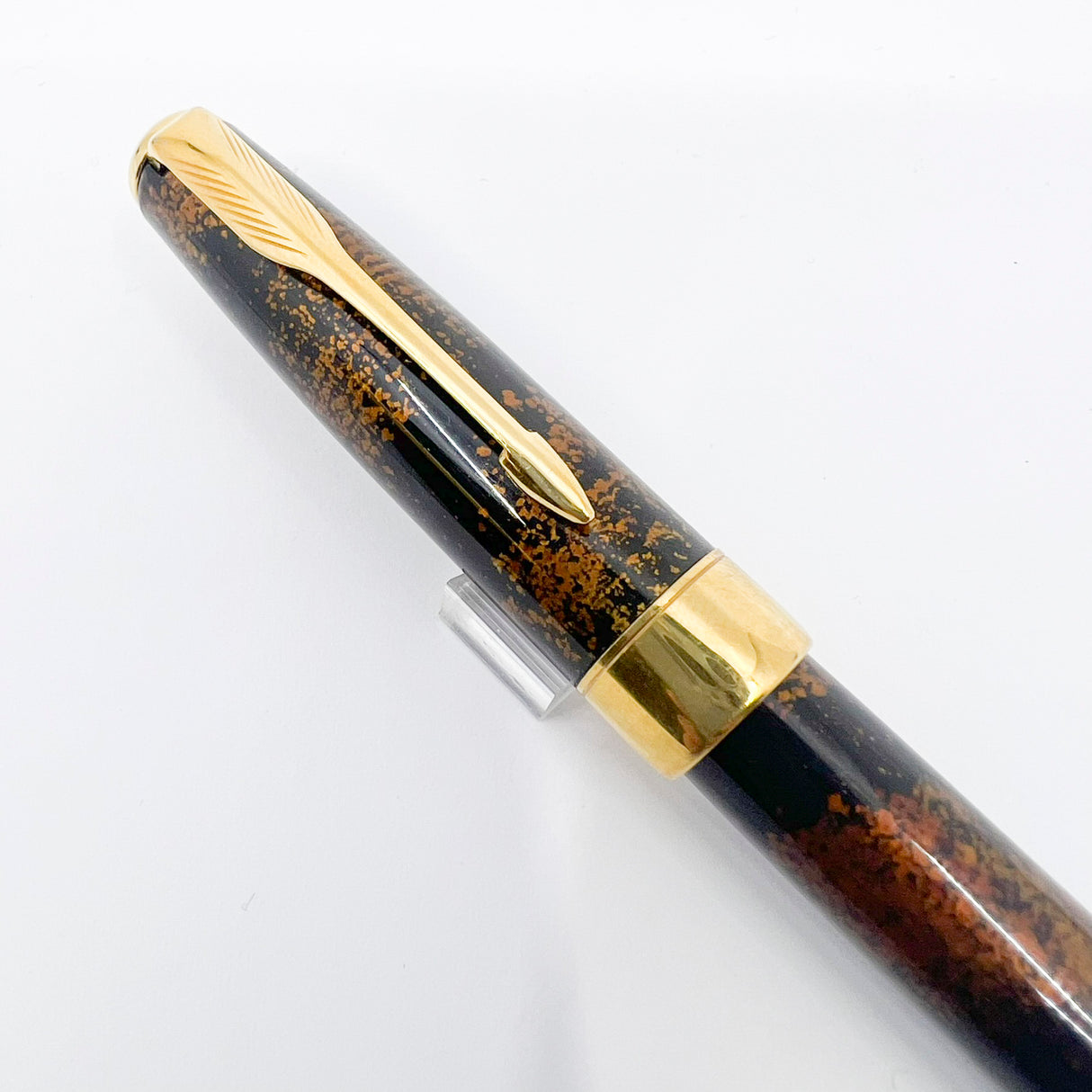 Parker Sonnet Chinese Laque Vision Fonce/Dark Brown & Gold Flecks Fountain Pen - Fine 18kt Gold Nib