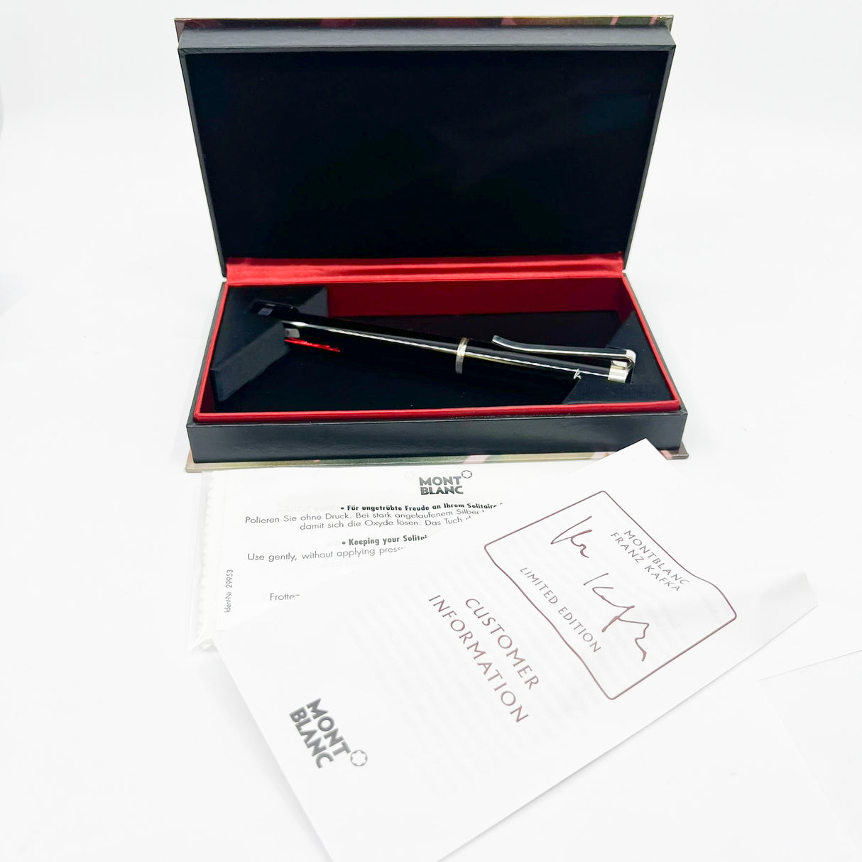 Montblanc Franz Kafka Writers Series Limited Edition Fountain Pen - Fine 18kt Gold Nib