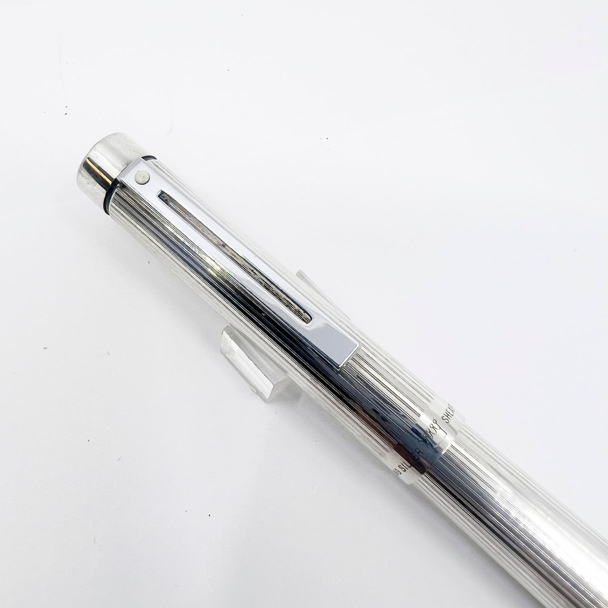 Sheaffer Full-Size Targa Sterling Silver Etched Vertical Stripes Fountain Pen - Medium 14kt Gold Nib