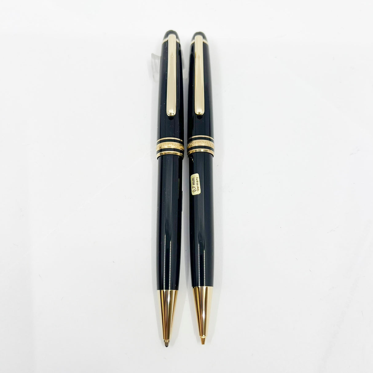 Montblanc Meisterstuck Black Resin Classique MINT Set : #164 Ballpoint Pen & 165 Mechanical Pencil 0.7mm in a Special Vintage Style Gift Box