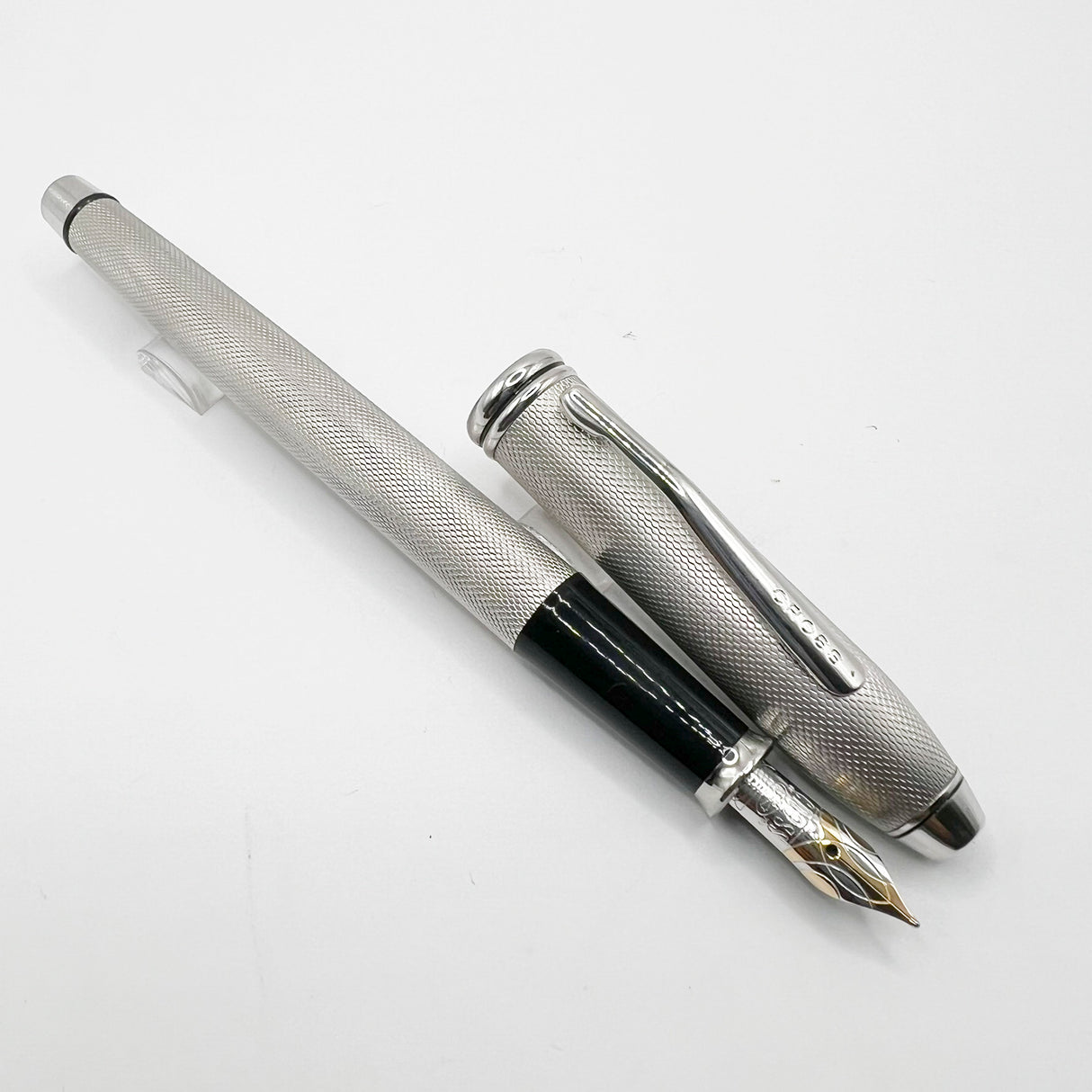 Cross Pinnacle Sterling Silver Barleycorn Fountain Pen - Fine 18kt Gold Nib