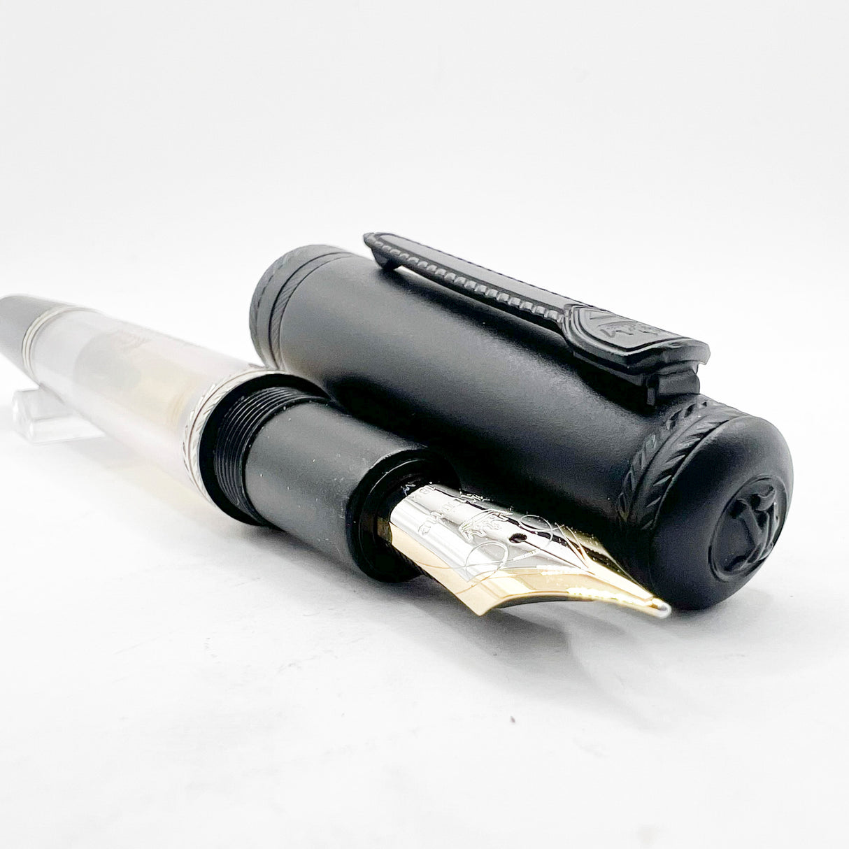 Krone Strumenti di Scrittura Demonstrator Fountain Pen Fountain Pen - Medium 18kt Gold Nib