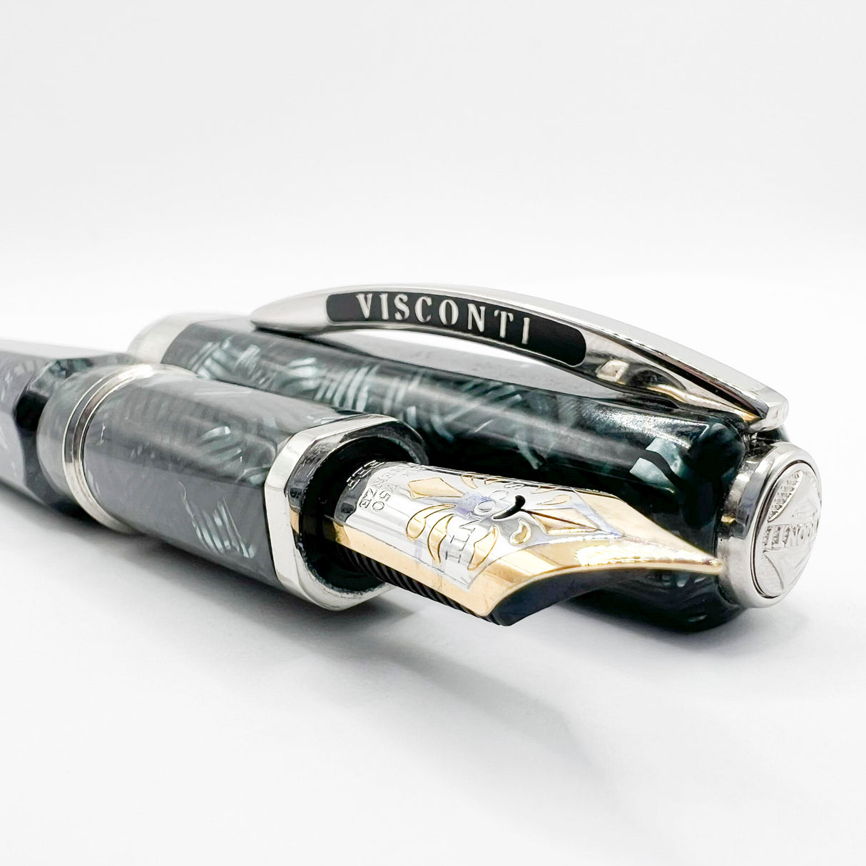 Visconti Aida Celluloid Limited Edition Facetted Fountain Pen - Extra Extra Fine(EEF) 18kt Gold Nib