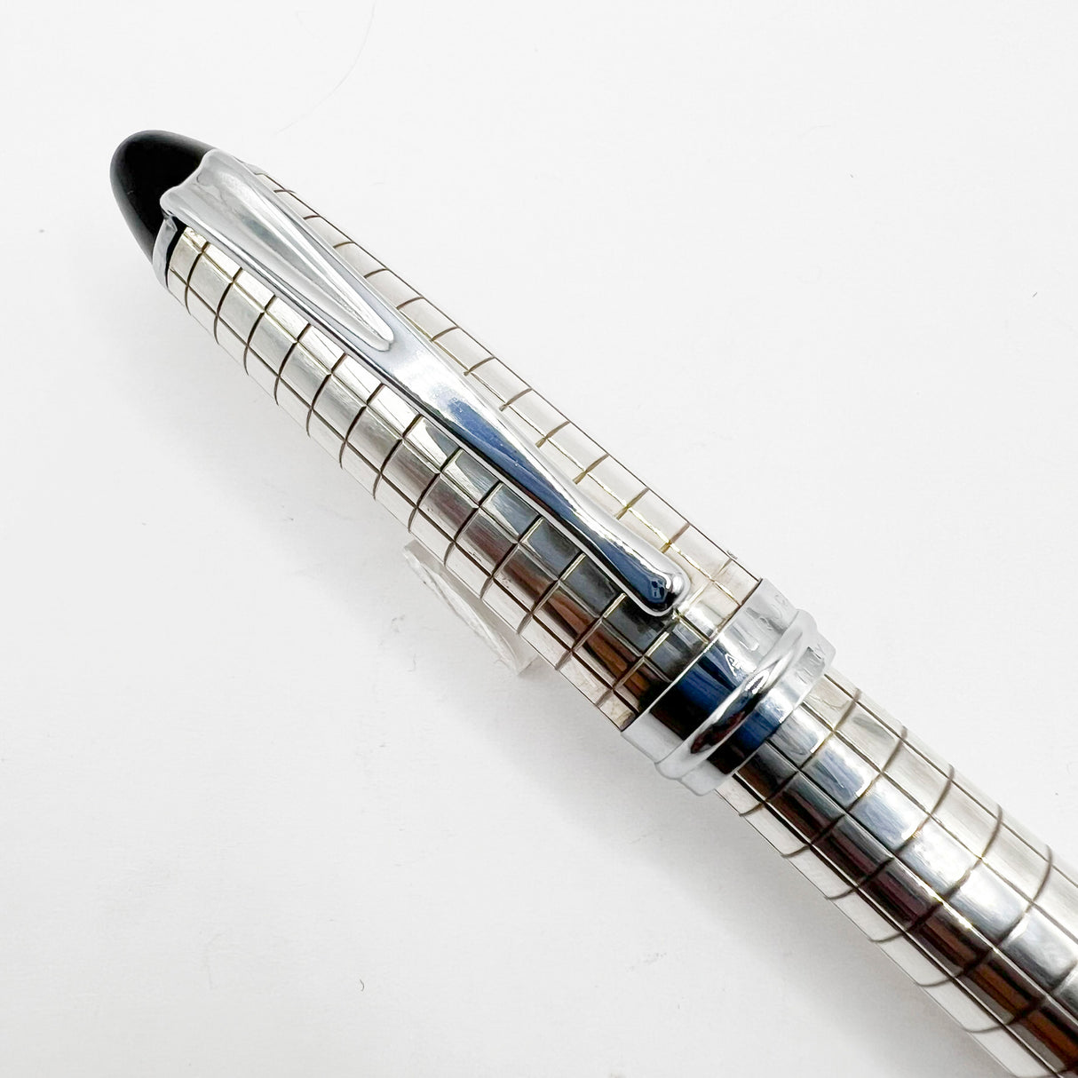 Aurora Sterling Silver Quadra Fountain Pen - Fine 14kt Gold Nib