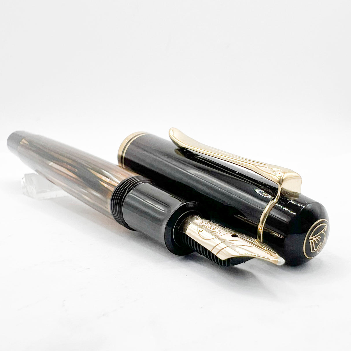 Pelikan M400 Tortoise Brown Fountain Pen - Broad 14kt Gold Nib