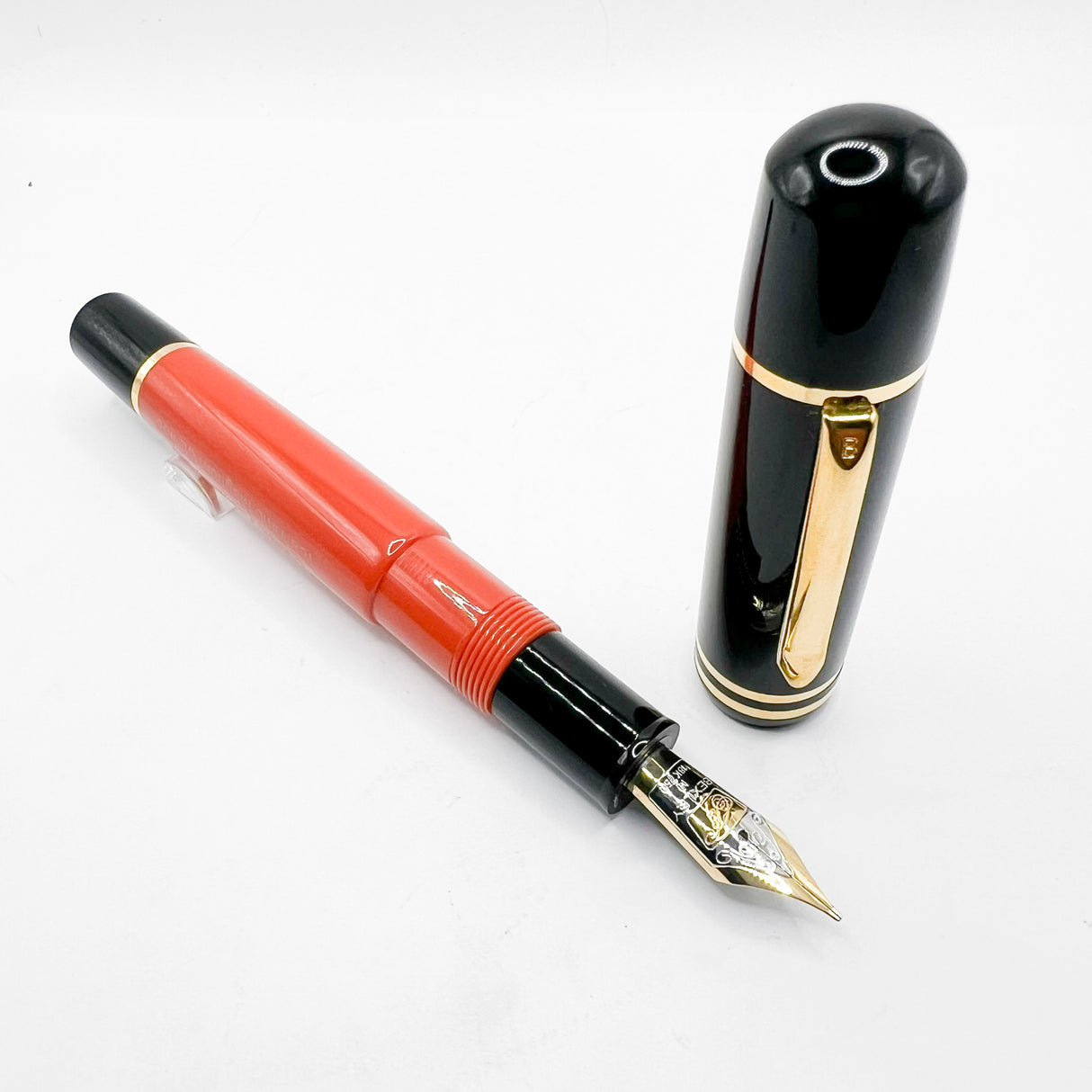 Bexley Tea Time MAGNUM Fountain Pen Made For Classic Pens - Semi-Flex Medium 18kt Gold Nib