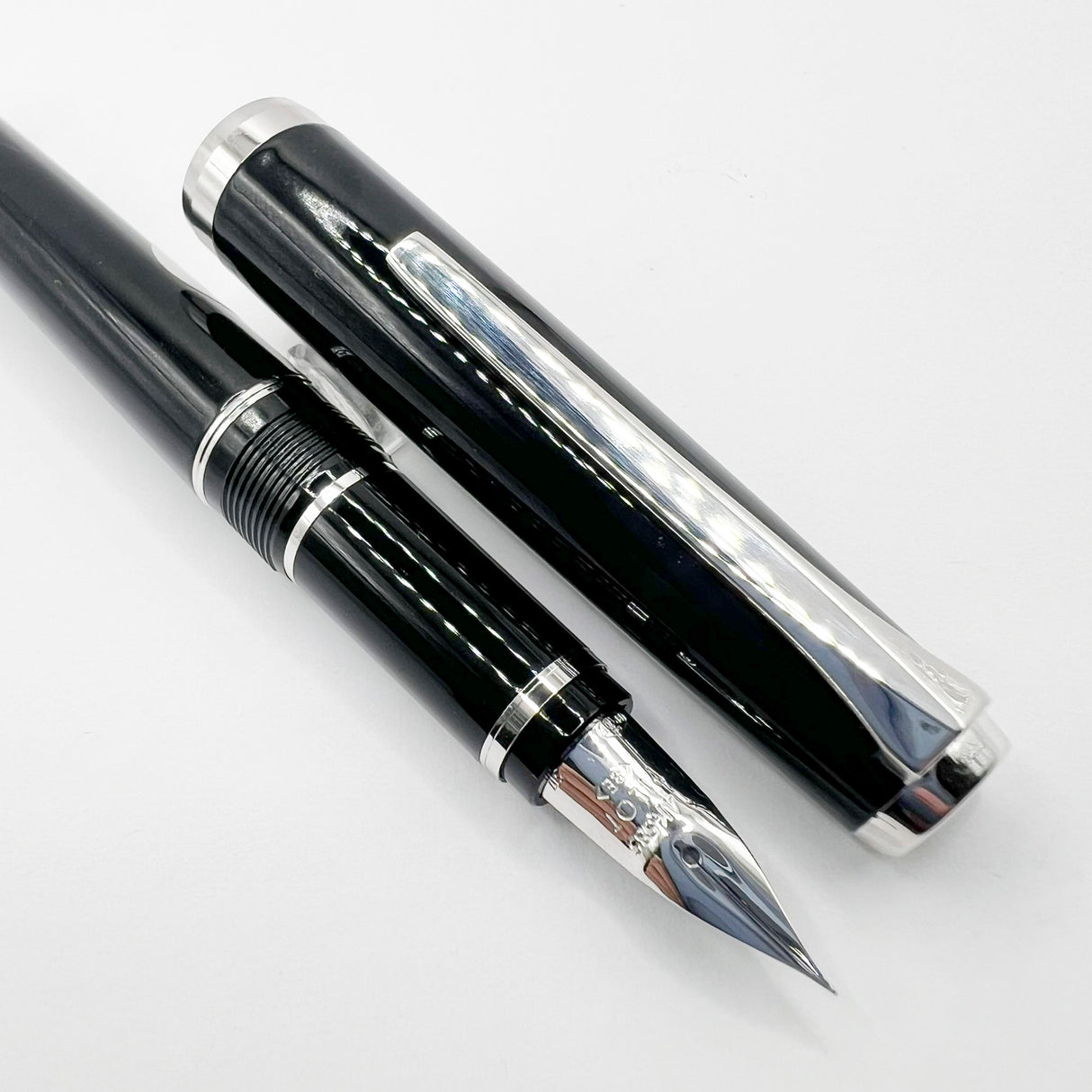 Pilot Falcon II Metal Black Fountain Pen - Semi-Flex Extra Fine 14kt Gold Nib