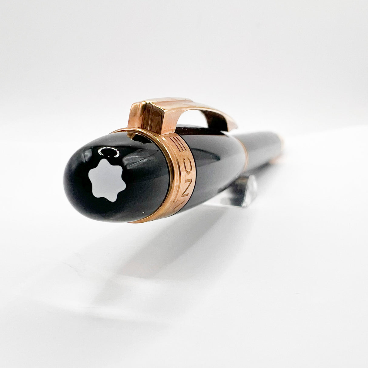 Montblanc Starwalker Black Resin with Rose Gold Plated Trim Fountain Pen - Medium 14kt Gold Nib