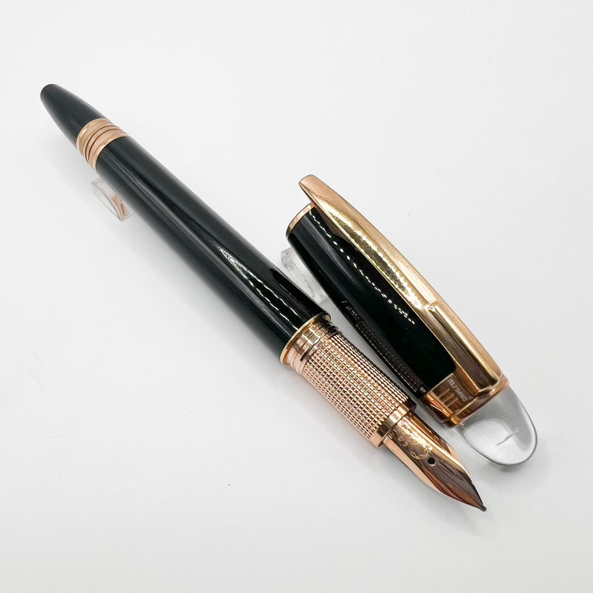 Montblanc Starwalker Black Resin with Rose Gold Plated Trim Fountain Pen - Medium 14kt Gold Nib