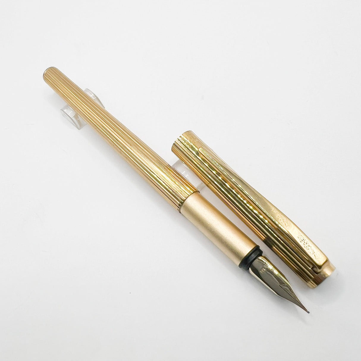 Montblanc Noblesse Gold-Plated Etched Vertical Lines Fountain Pen - Fine 14kt Gold Nib