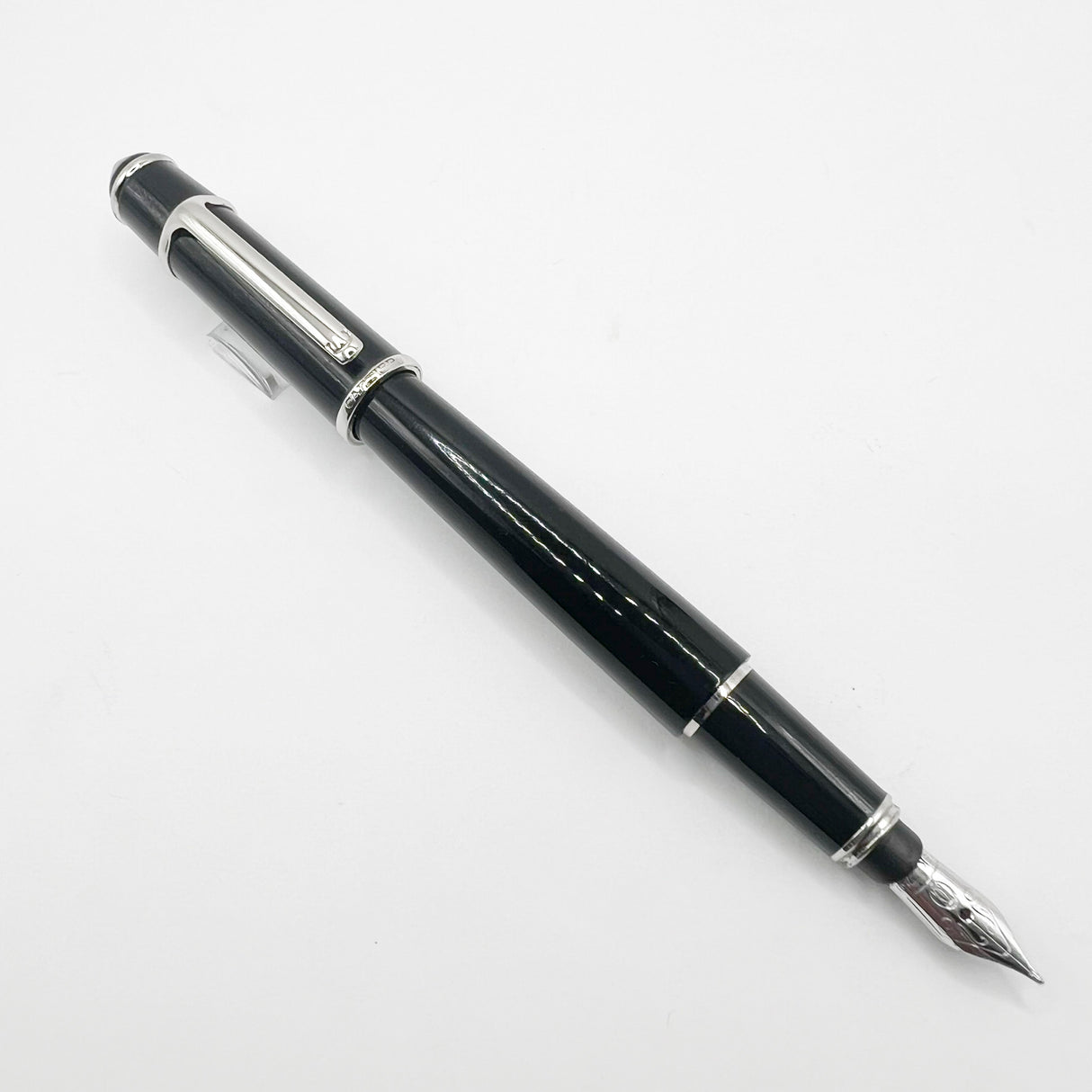 Cartier Midi Diabolo Black Fountain Pen - Medium 18kt Gold Nib