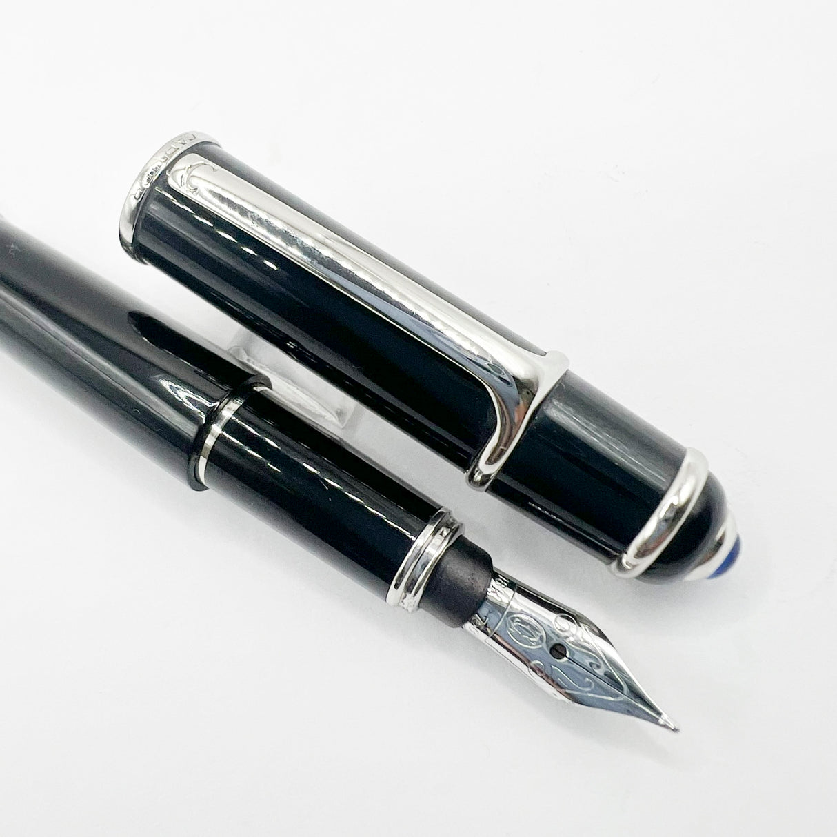 Cartier Midi Diabolo Black Fountain Pen - Medium 18kt Gold Nib