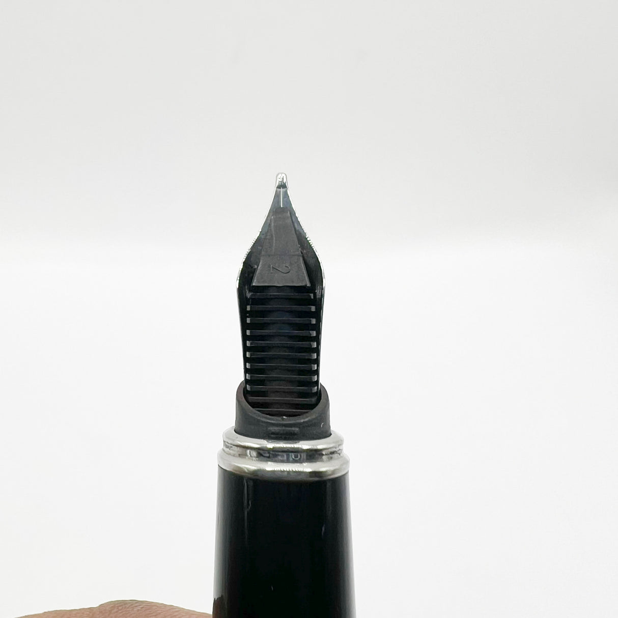 Cartier Midi Diabolo Black Fountain Pen - Medium 18kt Gold Nib