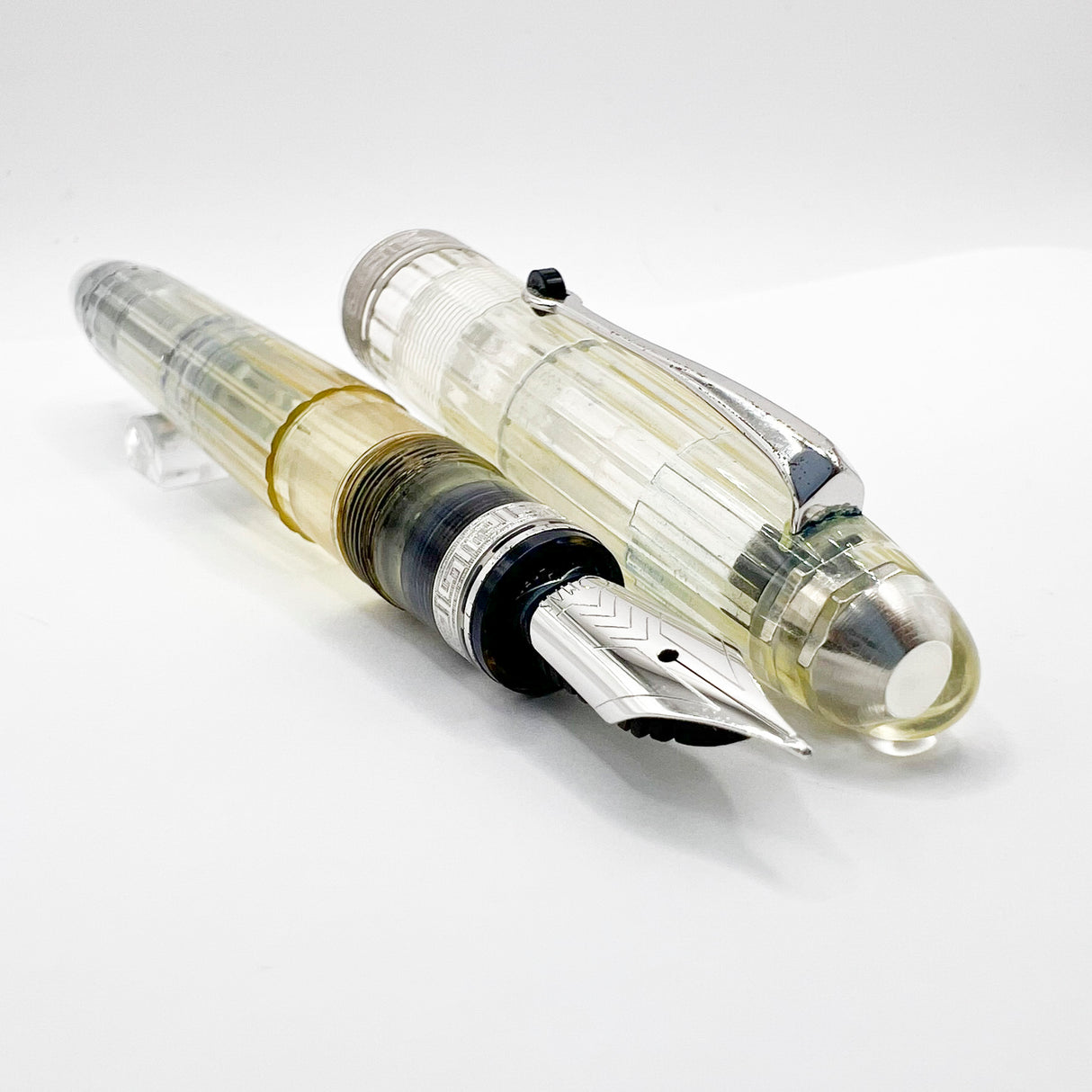 OMAS Ogiva Transparent Fluted Demonstrator Fountain Pen- Medium 18kt Gold Nib