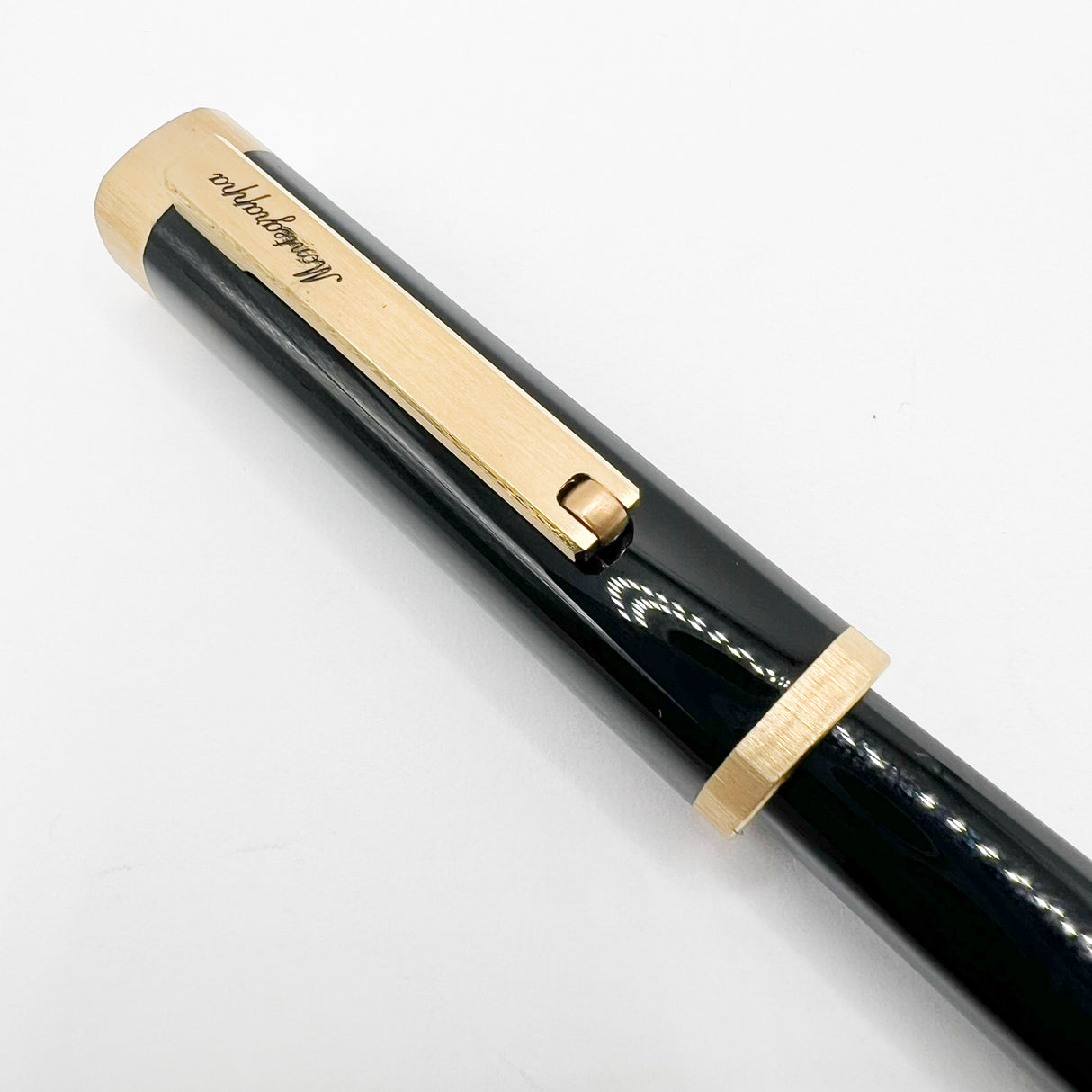Montegrappa Zero Elegant Black 4-Sided Fountain Pen with Rounded Corners- Medium 14kt Gold Nib