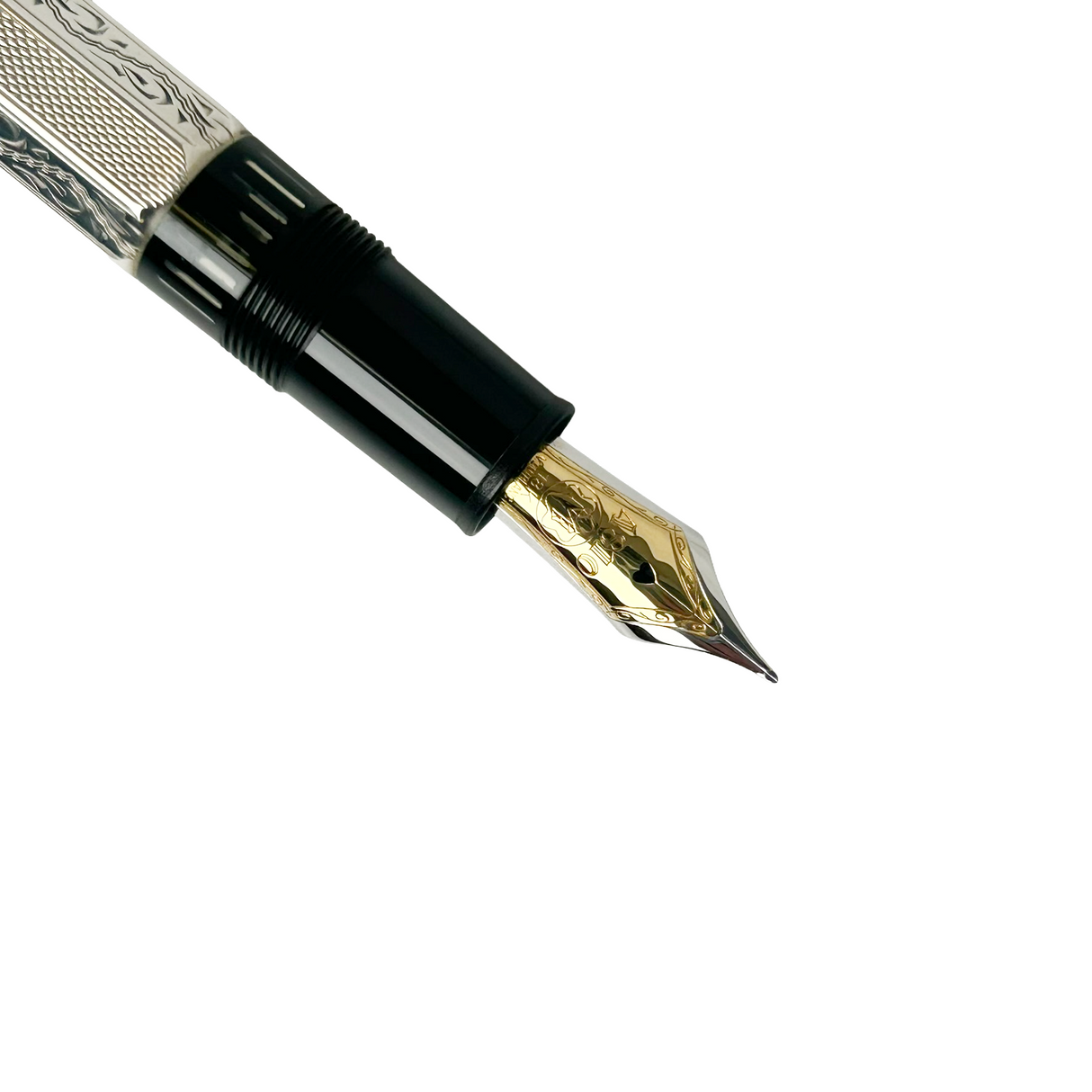 Montblanc Lorenzo De Medici Sterling Silver Patron of the Arts Fountain Pen - Medium 18kt Gold Nib - A GRAIL Pen!